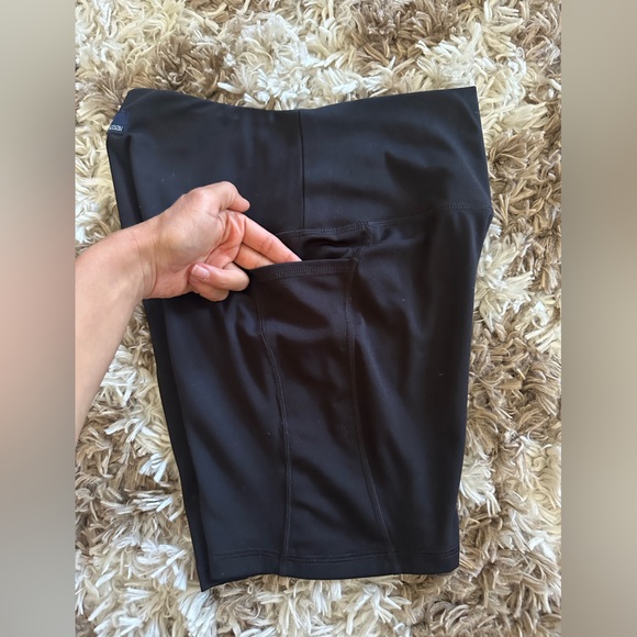 SEEAV Active set Racerback sport bra and biker shorts - Picture 5 of 9